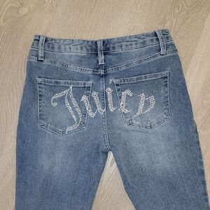 Juicy Couture Lunita Jeans with Rhinestone Detail. Size 7/28